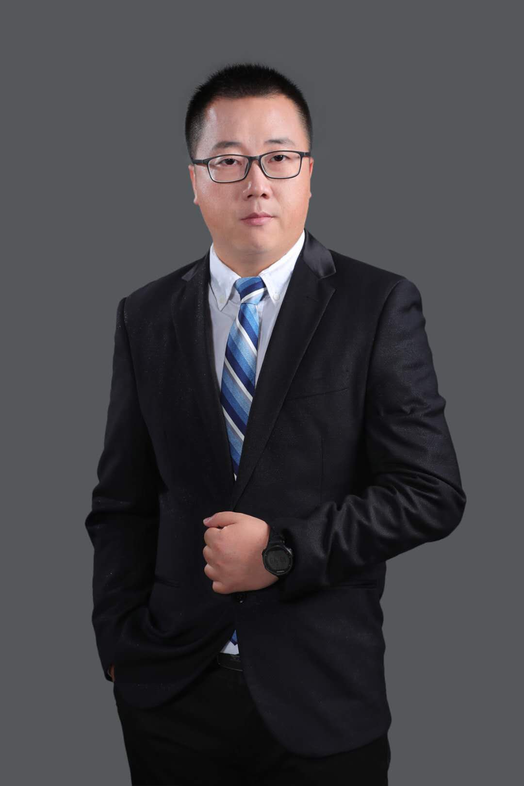 李先坤